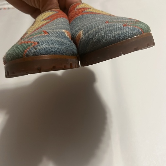 Turkish Wool Kilim Mules – Handmade Leather Slippers Boho Artisan Flats - Picture 6 of 9